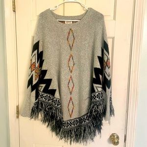Chic Soul Adora Fringed Poncho Sweater 1X/2X